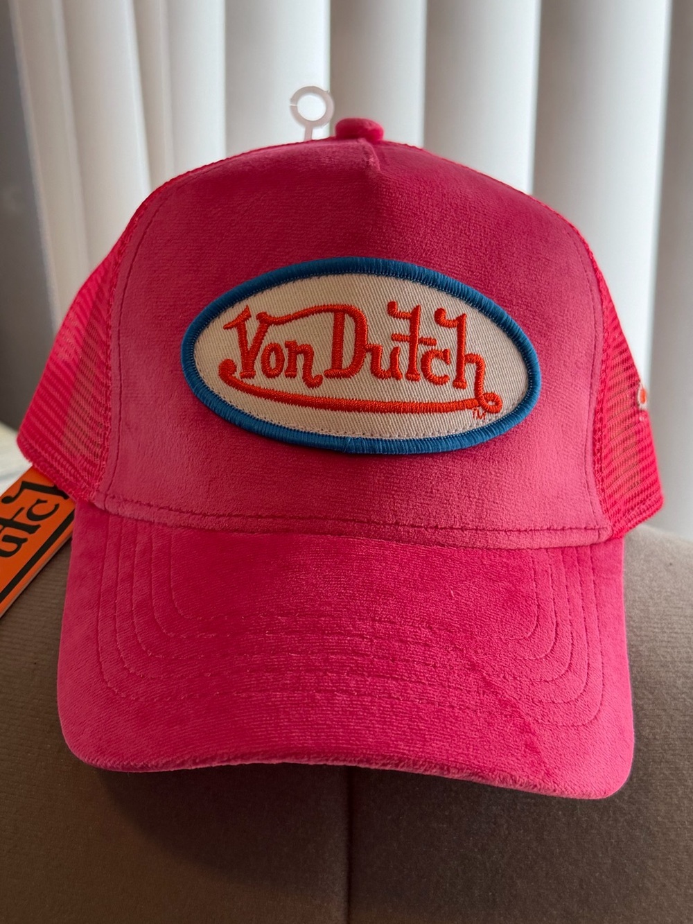 Von Dutch Velvet Hollywood Trucker Hat 🔥